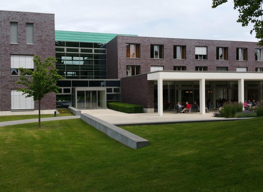 Daftar Rumah Sakit Tulang Terbaik di Indonesia Berdasarkan Kualitas Layanan