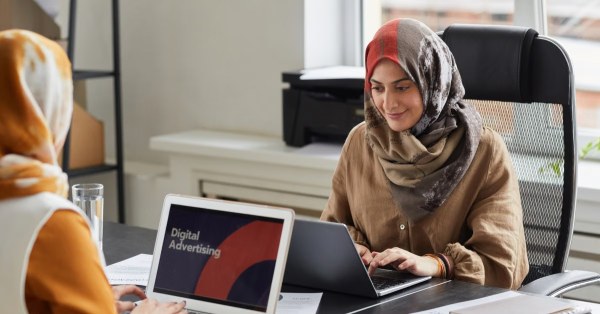 Peran Vendor Hijab Printing Profesional untuk Memaksimalkan Bisnis